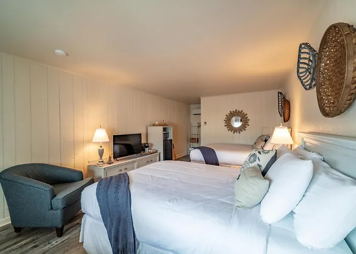 Ocean Glass Inn