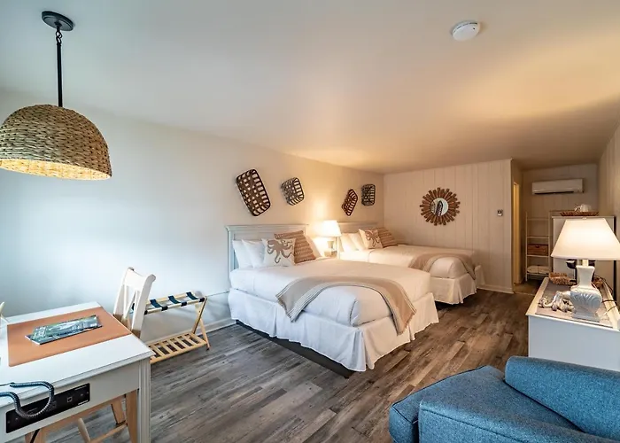 Ocean Glass Inn